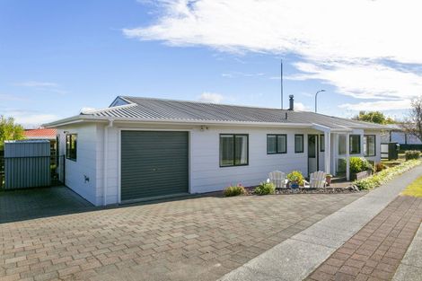 Photo of property in 61 Arthur Crescent, Hilltop, Taupo, 3330