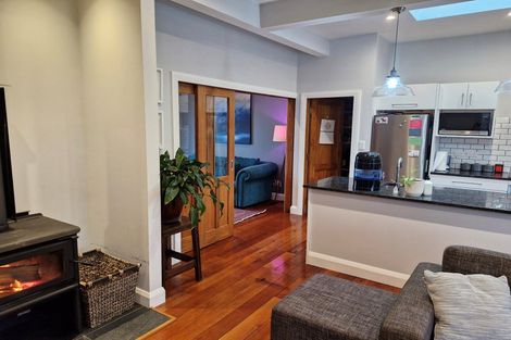 Photo of property in 98 Mitchell Street, Brooklyn, Wellington, 6021