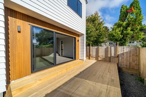 Photo of property in 1/1 Helvetia Grove, Naenae, Lower Hutt, 5011