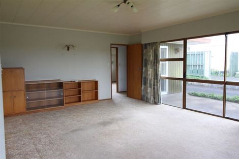 Photo of property in 9 Oxford Street, Tirau, 3410