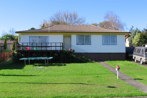 Photo of property in 16 Kellett Road, Ranui, Auckland, 0612