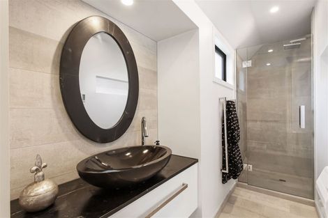 Photo of property in 2/2 Wairarapa Terrace, Merivale, Christchurch, 8014
