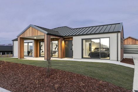 Photo of property in 14a Marjon Drive, Wanaka, 9305
