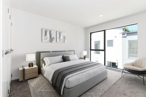 Photo of property in 2a Garner Place, Glenfield, Auckland, 0629