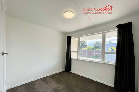 Photo of property in 4 Simons Street, Moturoa, New Plymouth, 4310