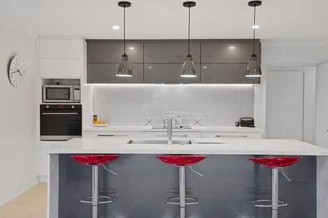 Photo of property in 3 Atap Place, Northwood, Christchurch, 8051