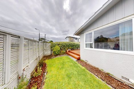 Photo of property in 9a Saint Leonard Street, Saint Johns Hill, Whanganui, 4501