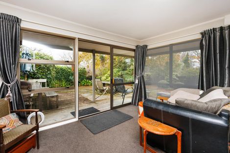 Photo of property in 570 Featherston Street, Roslyn, Palmerston North, 4414