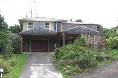 Photo of property in 8 Merville Avenue, Te Atatu South, Auckland, 0610