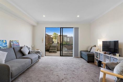 Photo of property in 13 Sun Orchid Avenue, Wiri, Auckland, 2104