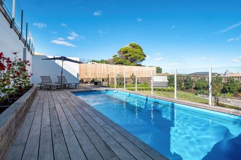 Photo of property in 66 Oceanview Road, Mount Maunganui, 3116
