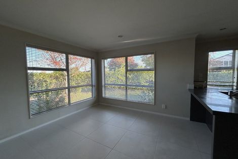 Photo of property in 19 Springcrest Drive, Karaka, Papakura, 2113