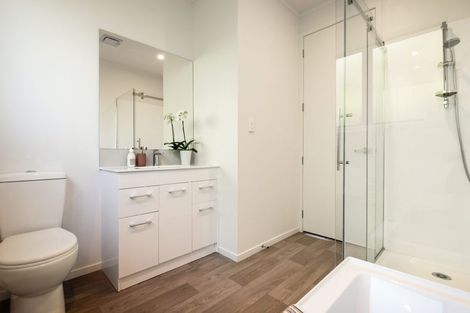 Photo of property in 14 Fordham Street, Beach Haven, Auckland, 0626