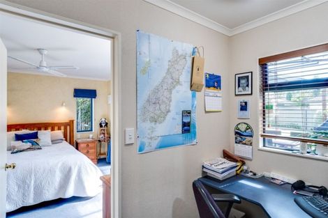 Photo of property in 16 Forbury Way, Taradale, Napier, 4112