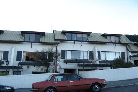 Photo of property in 10 Frankton Road, Queenstown, 9300