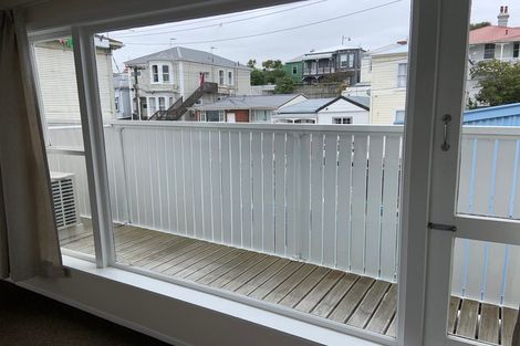 Photo of property in 144 Tasman Street, Mount Cook, Wellington, 6021