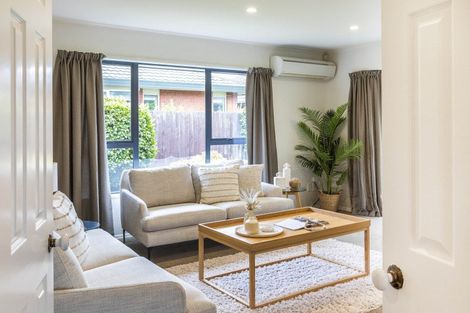 Photo of property in 129 Avonhead Road, Avonhead, Christchurch, 8042