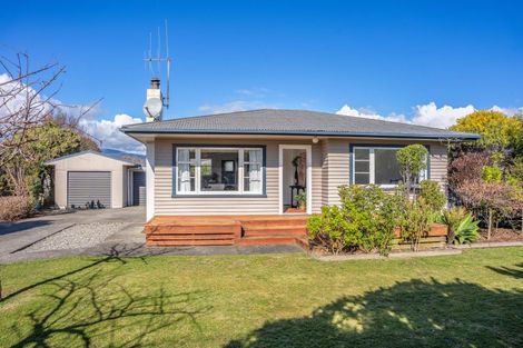 Photo of property in 16 Lemon Street, Otaki, 5512