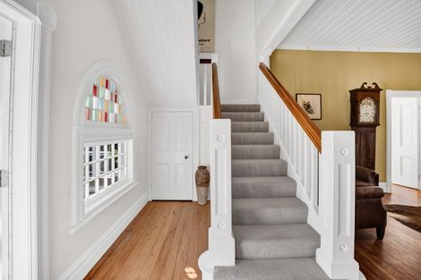 Photo of property in 5 Rogan Street, New Plymouth, 4310