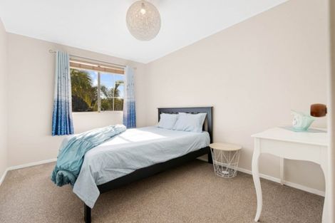 Photo of property in 2 Regatta Road, Torbay, Auckland, 0630