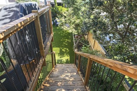 Photo of property in 1/15 Solway Place, Mount Maunganui, 3116