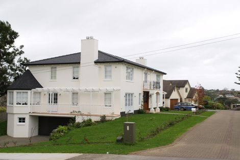 Photo of property in 4 Star Place, Cockle Bay, Auckland, 2014