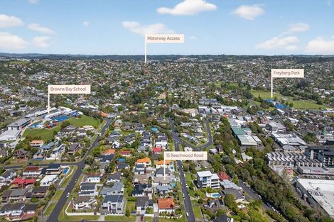 Photo of property in 15 Beechwood Road, Rothesay Bay, Auckland, 0630
