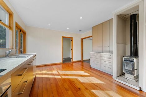 Photo of property in 4 Milson Line, Roslyn, Palmerston North, 4414