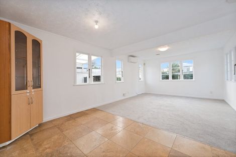 Photo of property in 2/22 Ranui Station Road, Ranui, Auckland, 0612
