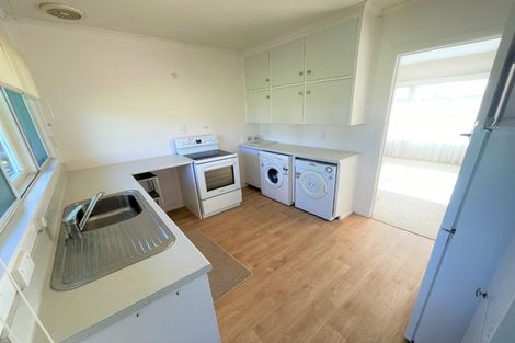 Photo of property in 4a/1 Corrella Road, Belmont, Auckland, 0622