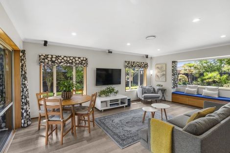 Photo of property in 15 Wardour Mews, Avonhead, Christchurch, 8042