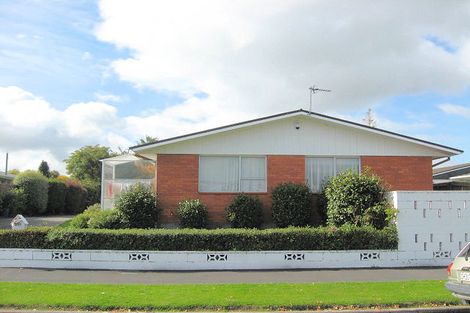 Photo of property in 31 Guinness Crescent, Ilam, Christchurch, 8041