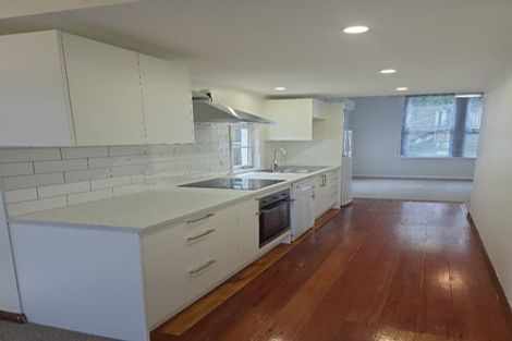 Photo of property in 355 The Terrace, Te Aro, Wellington, 6011