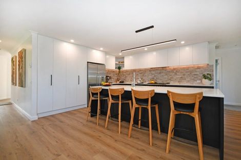 Photo of property in 19 Montgomery Crescent, Kinloch, Taupo, 3377
