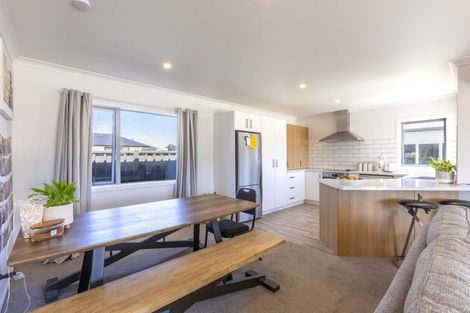 Photo of property in 12 Ross Street, Otane, 4202