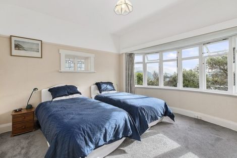 Photo of property in 31 Melbourne Road, Island Bay, Wellington, 6023