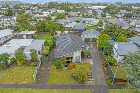 Photo of property in 17 Akepiro Place, Tawhero, Whanganui, 4501