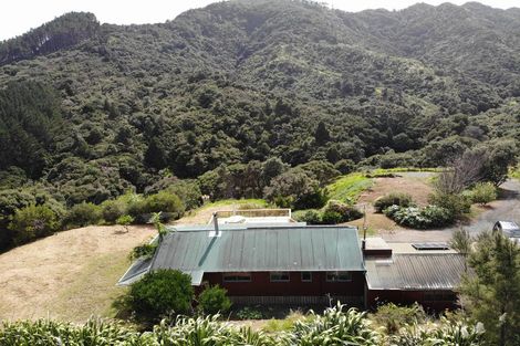 Photo of property in 2762 Kaipara Coast Highway, Glorit, Warkworth, 0984