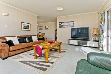 Photo of property in 12 Darimouth Place, Albany, Auckland, 0632
