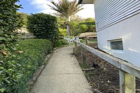 Photo of property in 105 Churchill Drive, Crofton Downs, Wellington, 6035