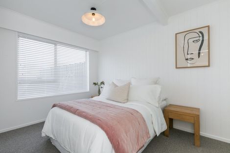 Photo of property in 1/1 Goddard Lane, Havelock North, 4130