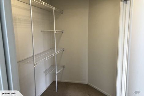 Photo of property in 11 Siena Place, Te Atatu Peninsula, Auckland, 0610