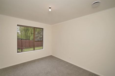 Photo of property in 8 Ridder Place, Halswell, Christchurch, 8025