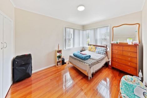 Photo of property in 14 Kohinoor Avenue, Mangere, Auckland, 2022