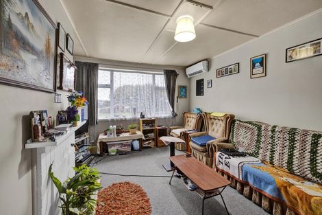 Photo of property in 28 Waihi Road, Hawera, 4610