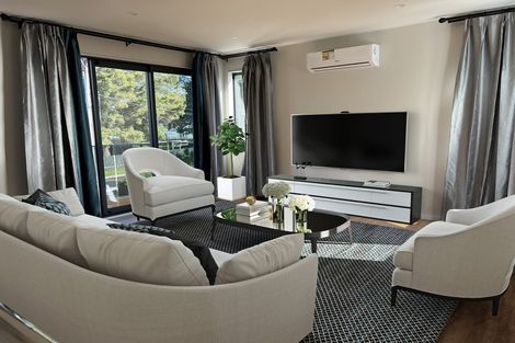 Photo of property in 2 Mariri Road, Kelburn, Wellington, 6012