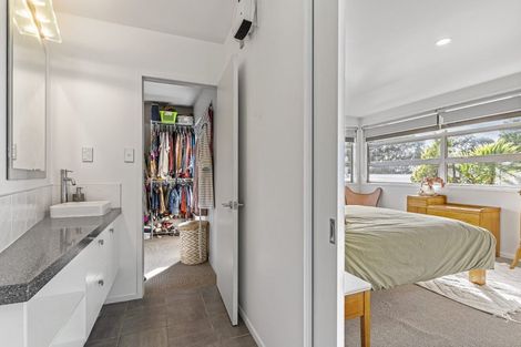 Photo of property in 37a Mount Avenue, Pauanui, Hikuai, 3579