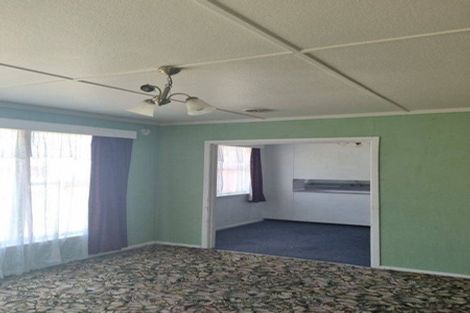 Photo of property in 38 Miro Street, Castlecliff, Whanganui, 4501