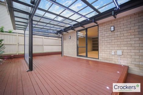 Photo of property in 2 Conti Drive, Flat Bush, Auckland, 2019