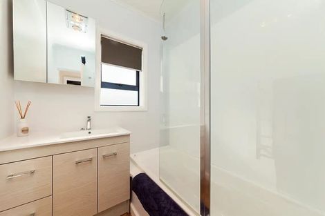 Photo of property in 19a Don Buck Road, Massey, Auckland, 0614